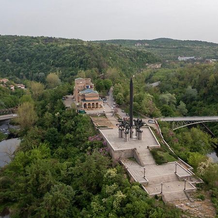 Bobevata Guest House - Floor 2 - Stunning View Old Town Weliko Tarnowo Exterior foto