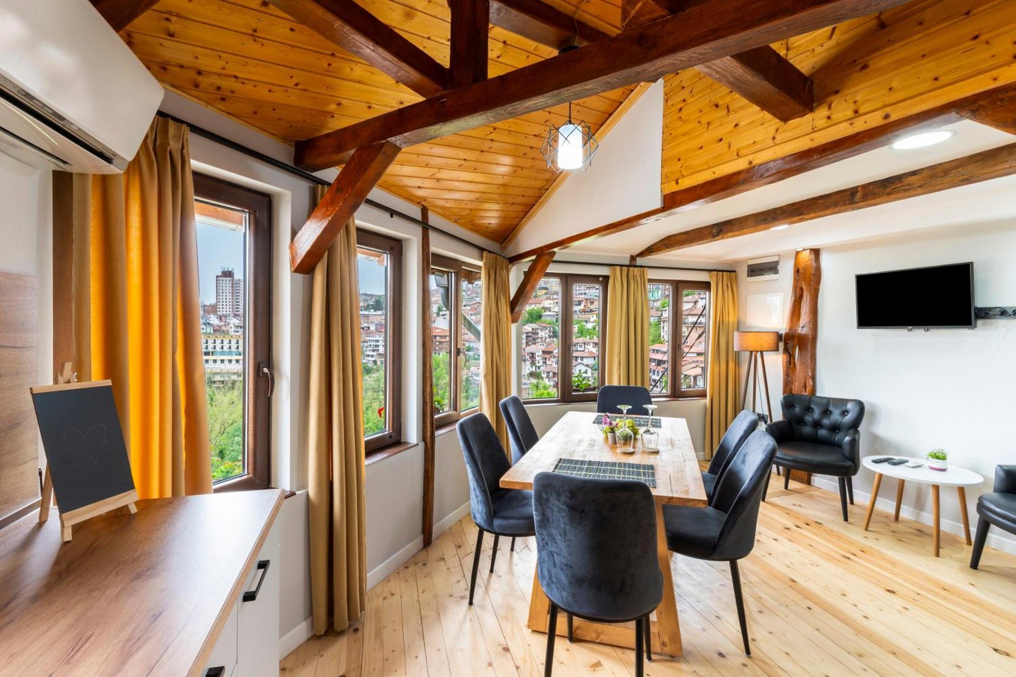 Bobevata Guest House - Floor 2 - Stunning View Old Town Weliko Tarnowo Exterior foto