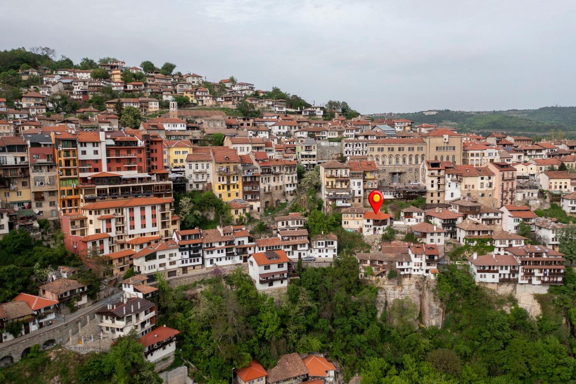 Bobevata Guest House - Floor 2 - Stunning View Old Town Weliko Tarnowo Exterior foto